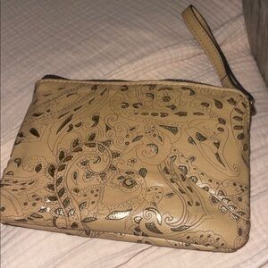 Patricia Nash wristlet
